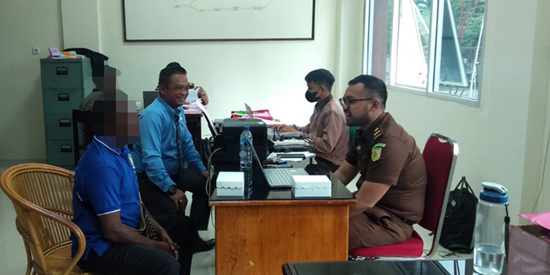 dua-tersangka-dugaan-korupsi-blt-kampung-bintang-lima-diperiksa